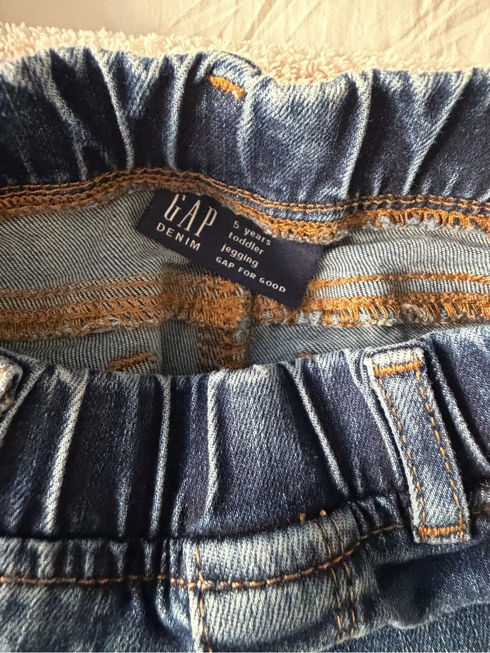 GAP classic dark